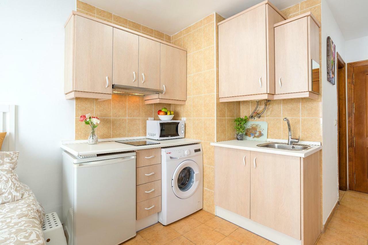 Studios Nerja Center D Екстериор снимка